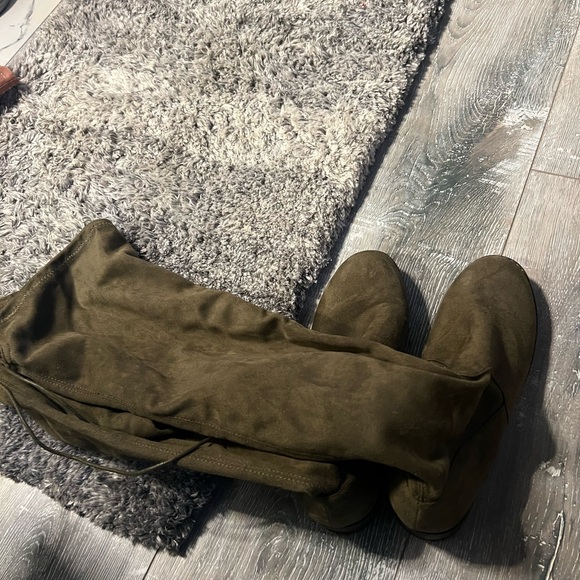 Knee-High Faux Suede Boots - Picture 5 of 5